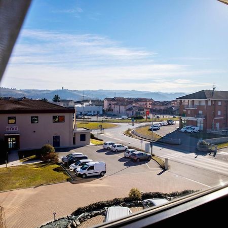 Castahotel Castagnito Bagian luar foto