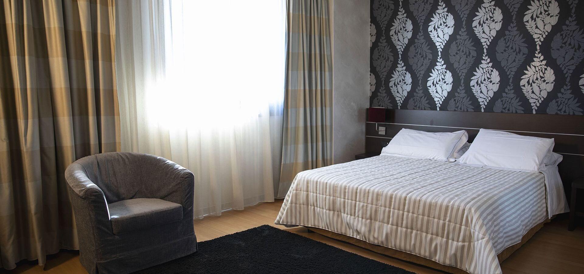 Castahotel Castagnito Bagian luar foto